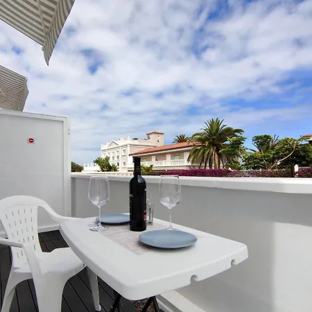 Fantastico-1-top-studio-zentrum-puerto-de-la-cruz-teneriffa-300-meter-zum-meer Apartment *