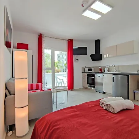 Fantastico-1-top-studio-zentrum-puerto-de-la-cruz-teneriffa-300-meter-zum-meer